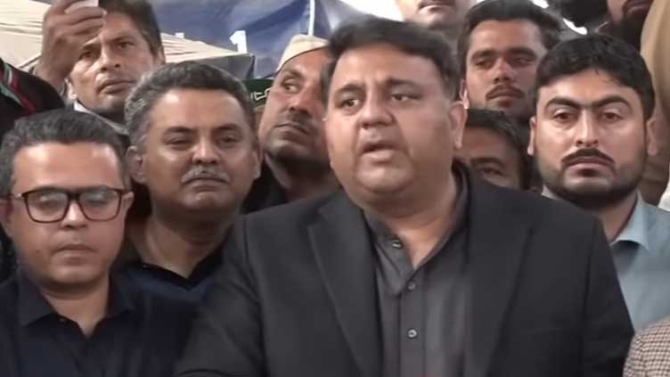  Fawad stresses on need to 'reduce bitterness' in politics